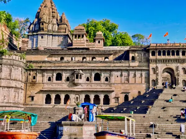 Ahilyabai's fort and ghats at Maheshwar on the Narmada circuit, Barwani