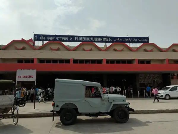Mughalsarai Junction (DDU Junction) Railway Station, Chandauli