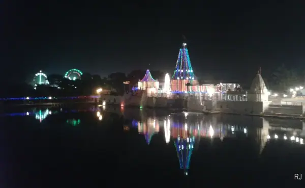 Pashupatinath Temple, Mandsaur (Shivna river), Mandsaur