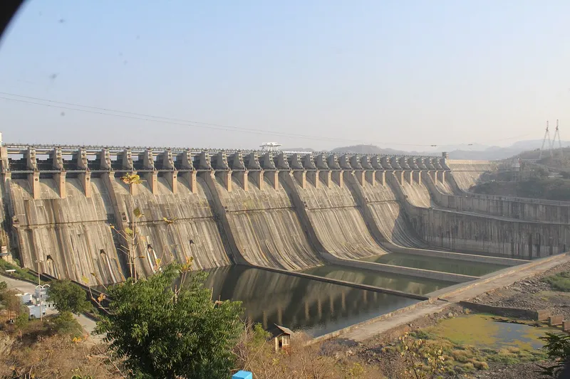 Sardar Sarovar Dam, Narmada