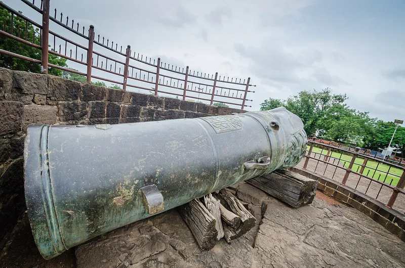 Malik-e-Maidan, Vijayapura